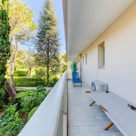 Modern Design Studio - Piscine - Standing - Clim - Wifi - Terrasse Apartman